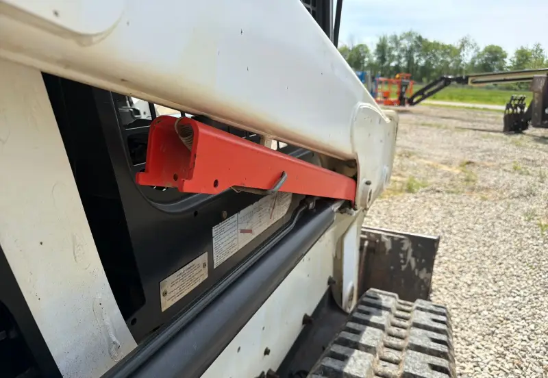 2019 Bobcat T630 photo 37