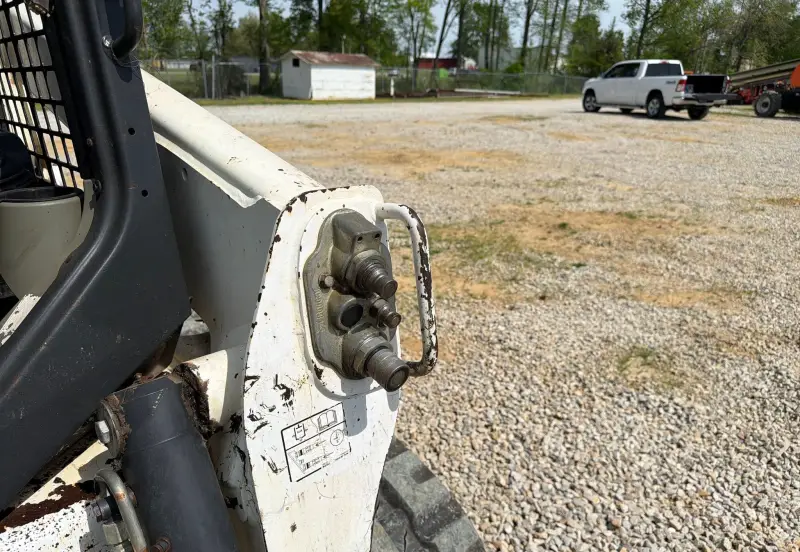 2019 Bobcat T630 photo 17