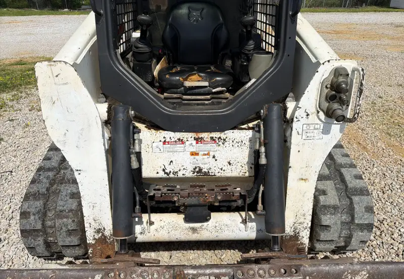 2019 Bobcat T630 photo 18
