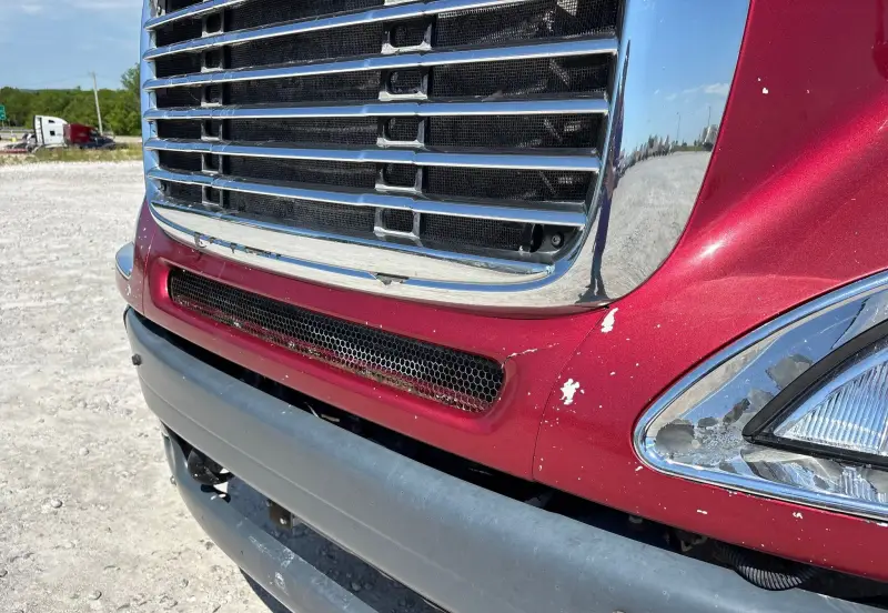 2017 Freightliner Columbia photo 11