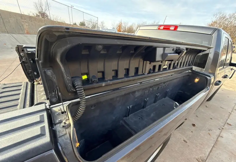 2019 RAM 1500 Classic photo 14