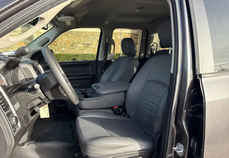 2019 RAM 1500 Classic photo 21