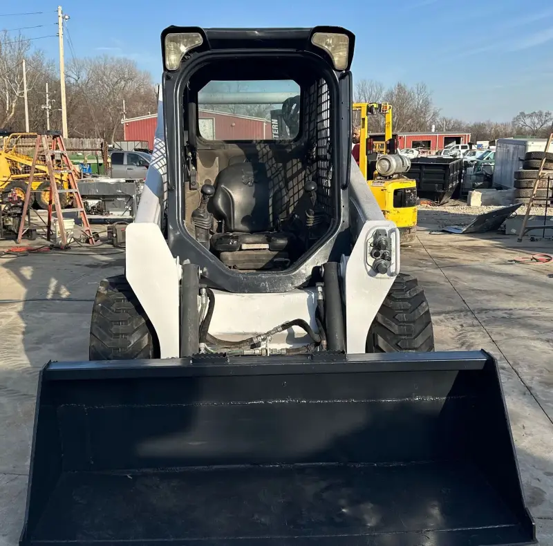 2016 Bobcat S530 photo 2