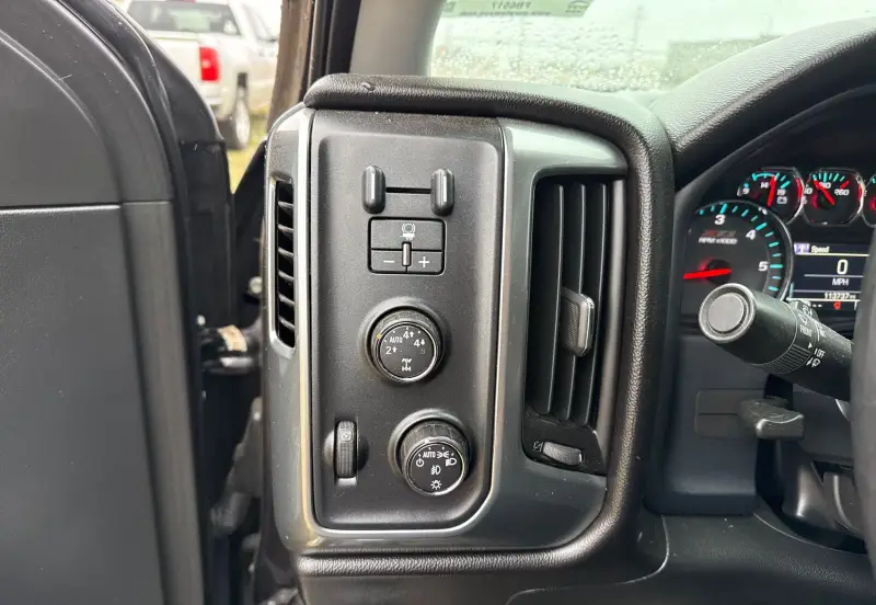 2016 Chevrolet Silverado 1500 photo 19