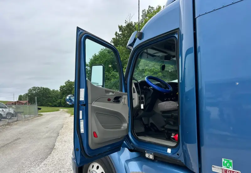 2018 Peterbilt 579 photo 20