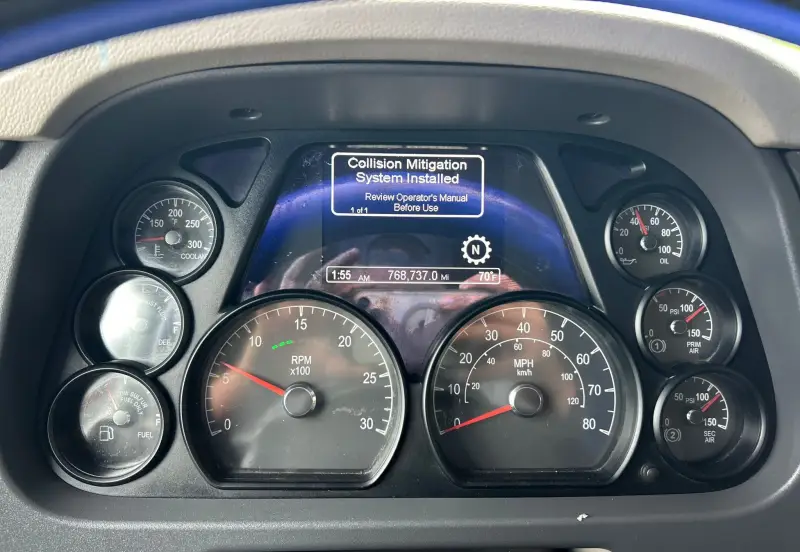 2018 Peterbilt 579 photo 27