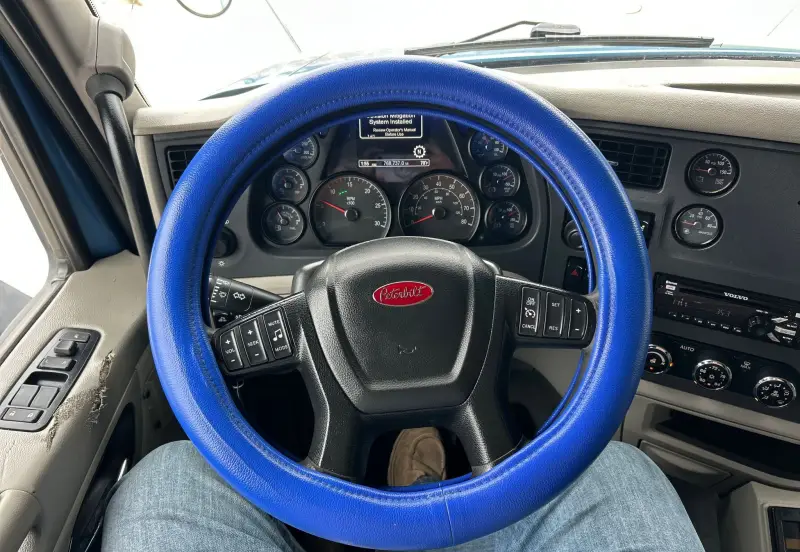 2018 Peterbilt 579 photo 26