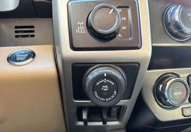 2020 Ford F150 photo 35