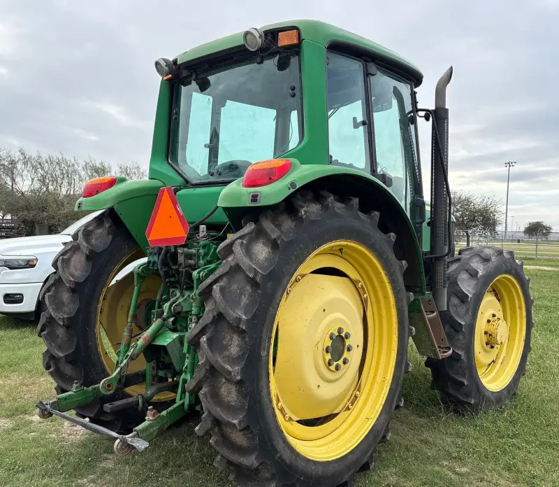 2008 John Deere 6430 photo 5