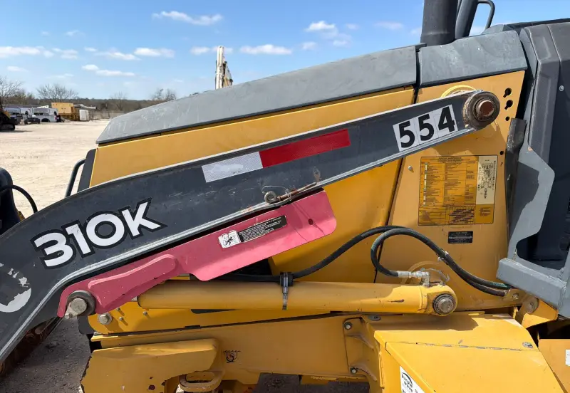 2013 John Deere 310K photo 11