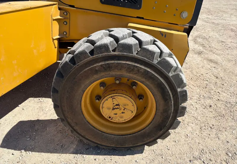 2013 John Deere 310K photo 73