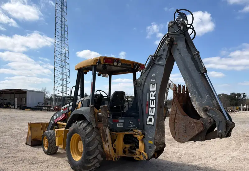2013 John Deere 310K photo 7