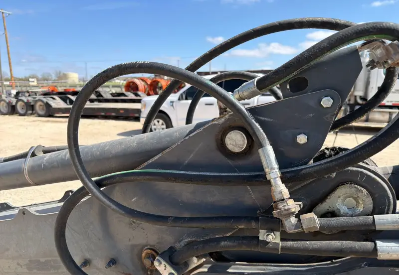 2013 John Deere 310K photo 34
