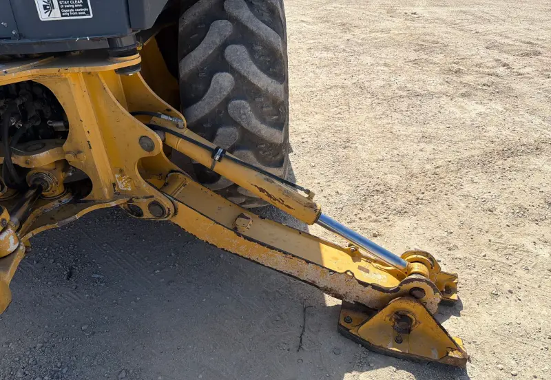 2013 John Deere 310K photo 30