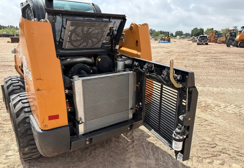 2023 Case SR210B photo 50