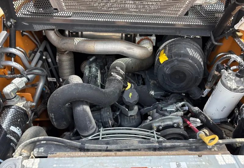 2023 Case SR210B photo 56