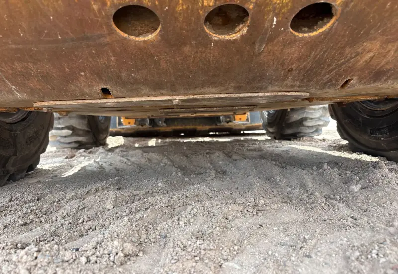 2023 Case SR210B photo 28