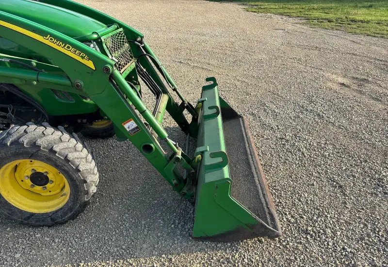 2007 John Deere 4520 photo 16