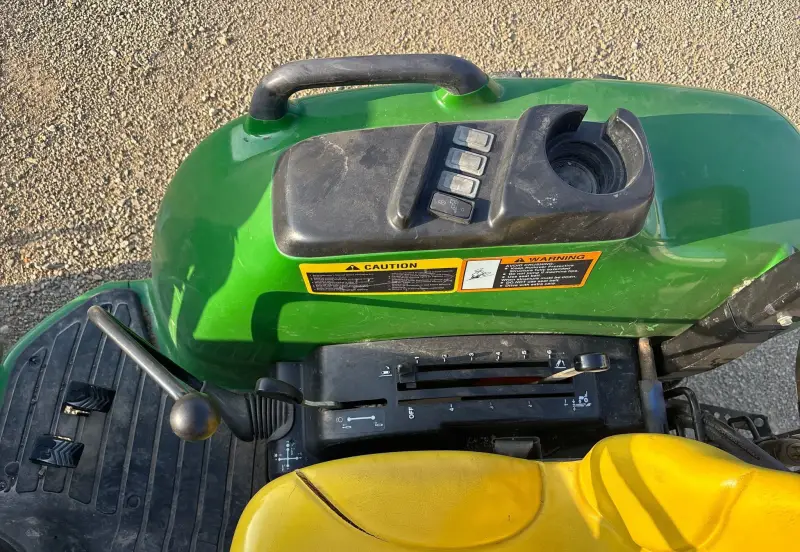 2007 John Deere 4520 photo 28