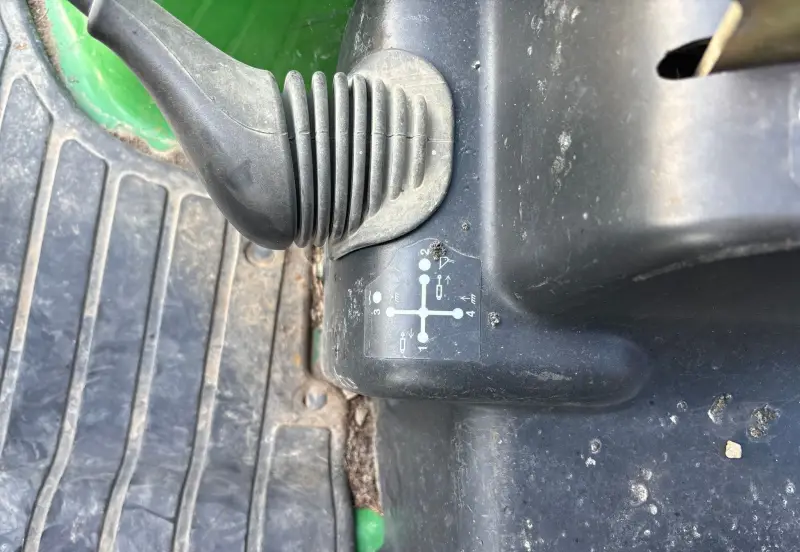 2007 John Deere 4520 photo 30