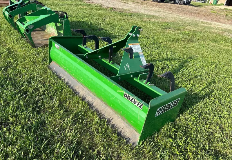 2007 John Deere 4520 photo 60
