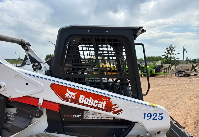 2023 Bobcat S64 photo 28