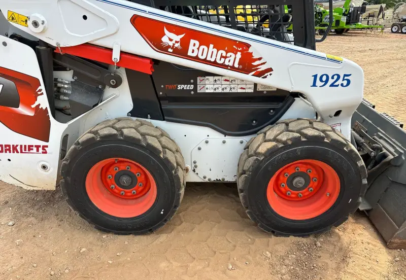 2023 Bobcat S64 photo 26