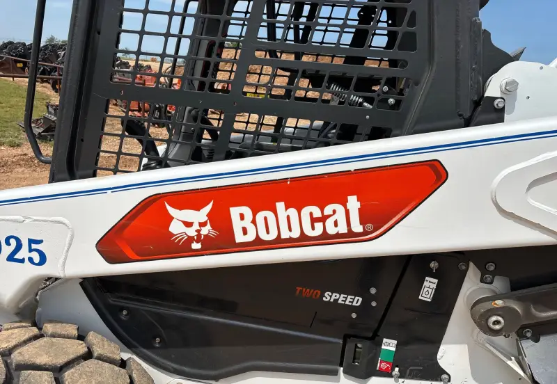 2023 Bobcat S64 photo 9