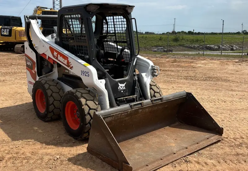 2023 Bobcat S64 photo 3
