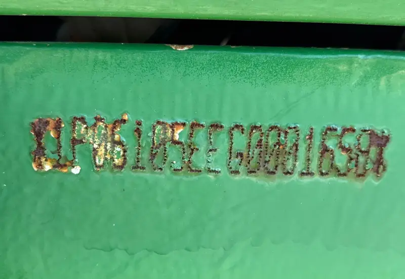 2014 John Deere 6105E photo 57