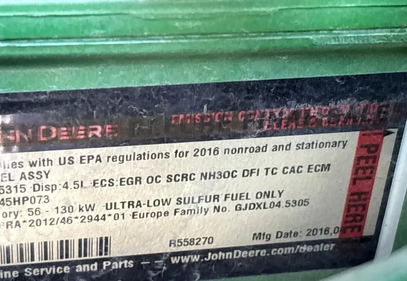 2014 John Deere 6105E photo 46