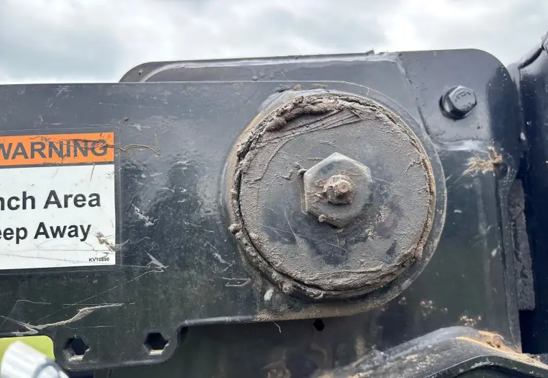 2019 John Deere 333G photo 40
