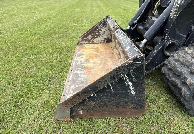 2019 John Deere 333G photo 23