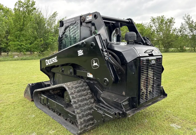 2019 John Deere 333G photo 7