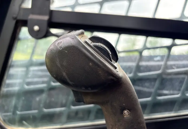 2019 John Deere 333G photo 55
