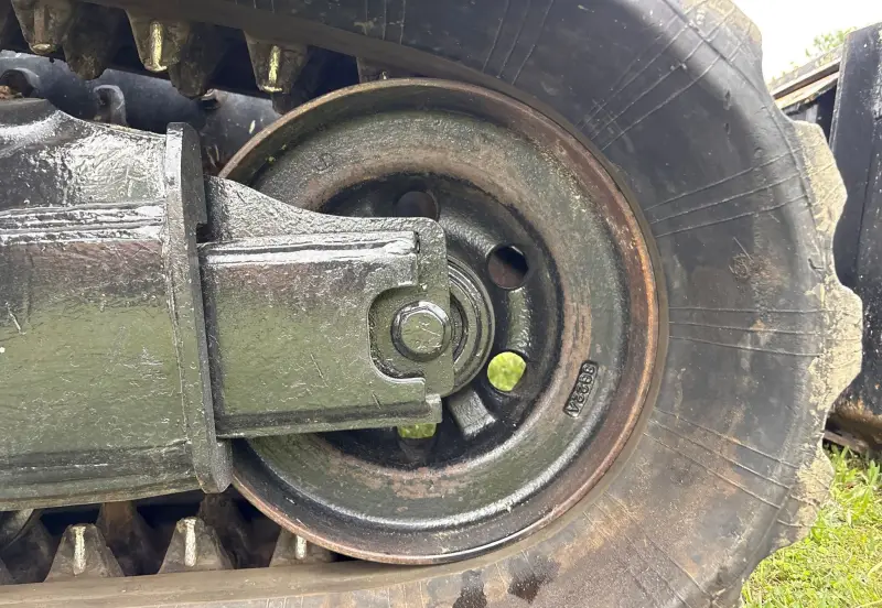 2019 John Deere 333G photo 88
