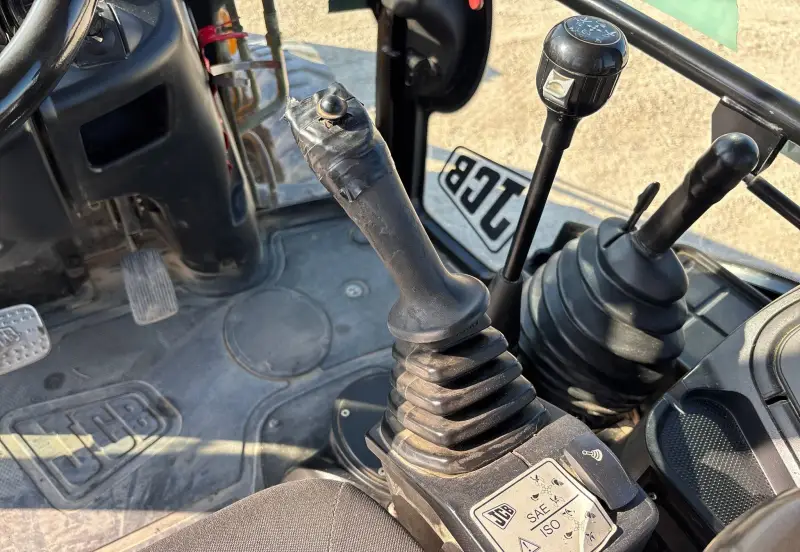 2016 JCB 3CX-14 photo 82