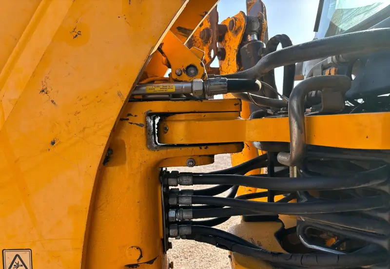 2016 JCB 3CX-14 photo 30