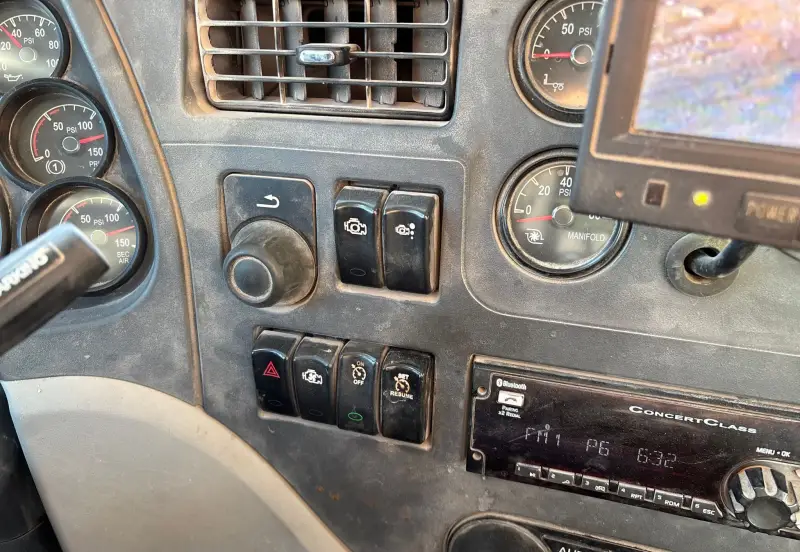 2018 Peterbilt 567 photo 132