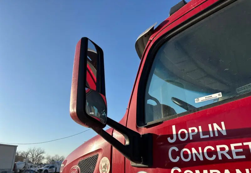 2018 Peterbilt 567 photo 12