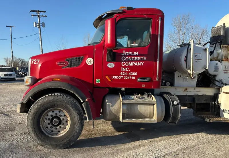 2018 Peterbilt 567 photo 10