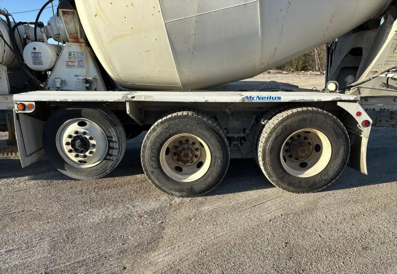 2018 Peterbilt 567 photo 64