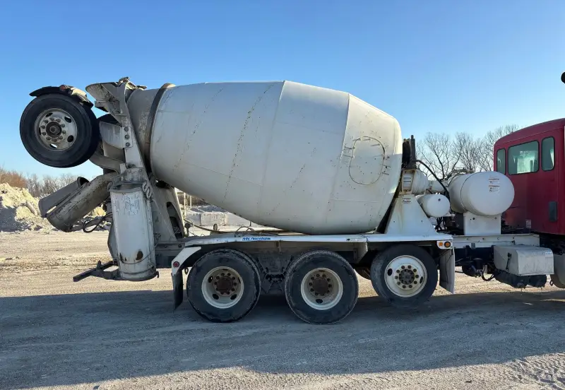 2018 Peterbilt 567 photo 23