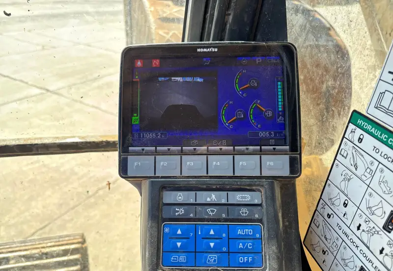 2018 Komatsu PC360LC-11 photo 99