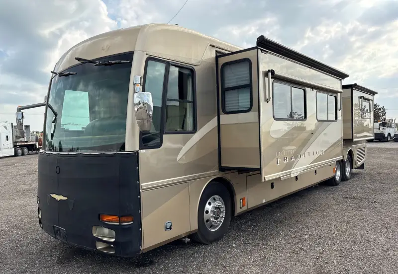 2006 Fleetwood American Tradition photo 1