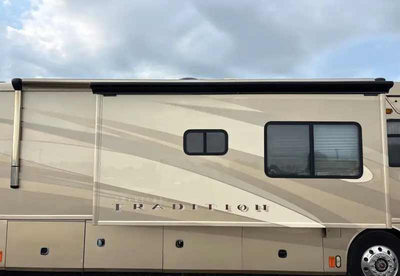 2006 Fleetwood American Tradition photo 63