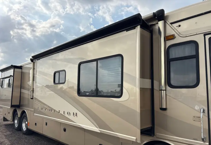 2006 Fleetwood American Tradition photo 65