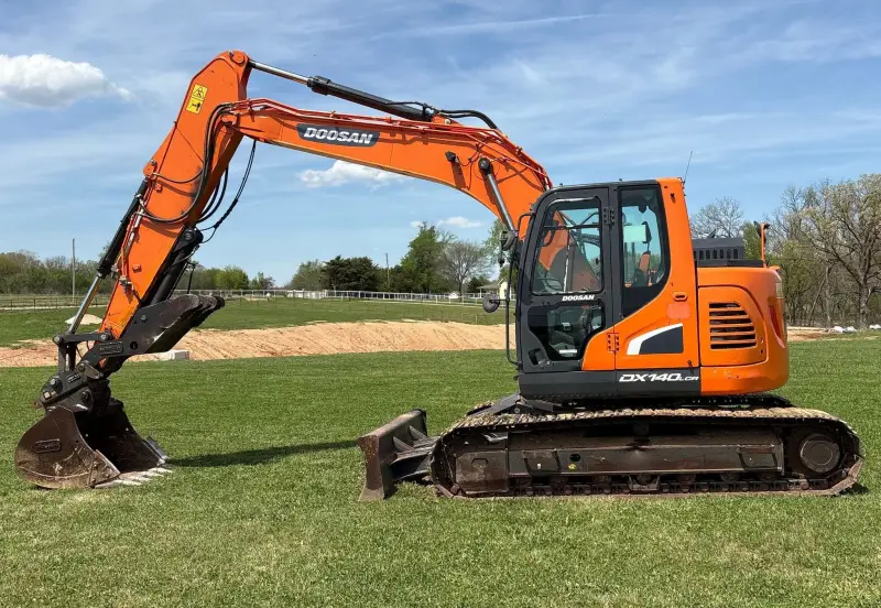 2018 Doosan DX140LCR-5 photo 8