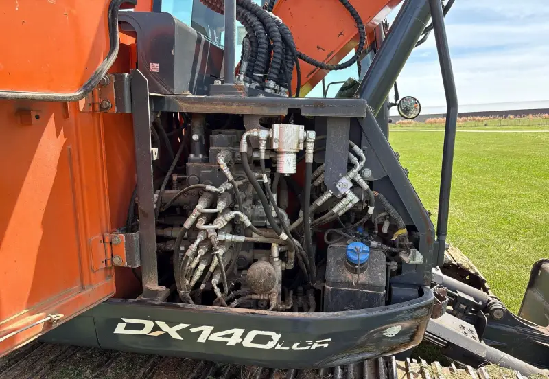 2018 Doosan DX140LCR-5 photo 61