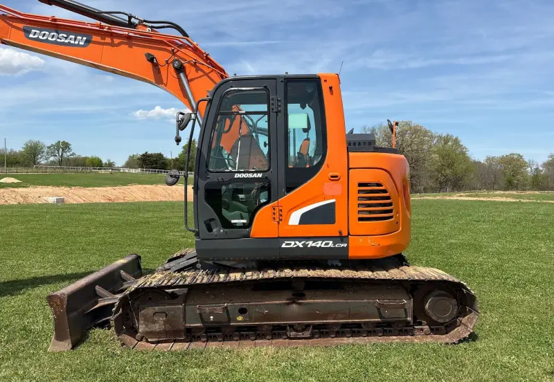 2018 Doosan DX140LCR-5 photo 9